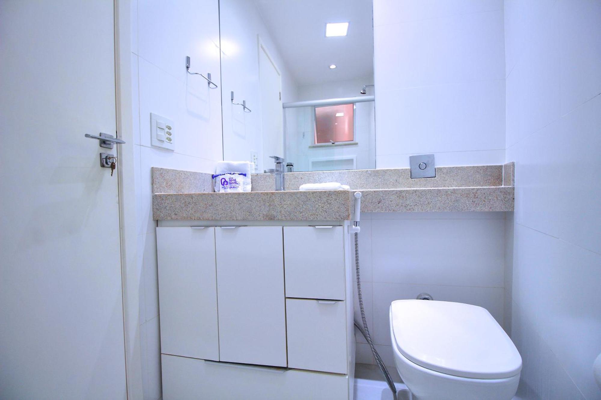 Apartamento Moderno Na De Copacabana C062